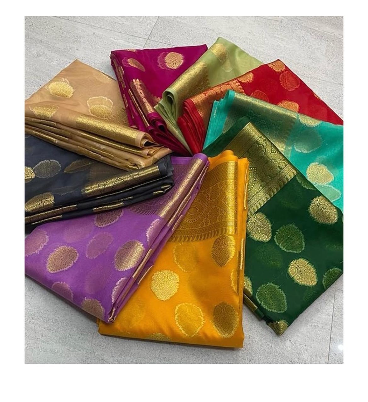 Banarasi handedloom semi Cora Organza saree