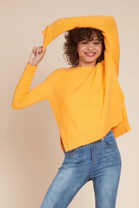 Parisienne - Round Neck Sweater