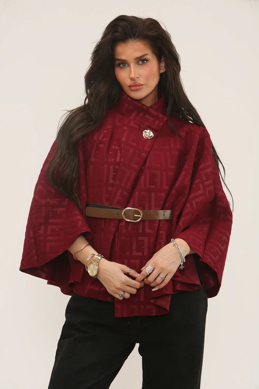 LOGO BELTED CAPE