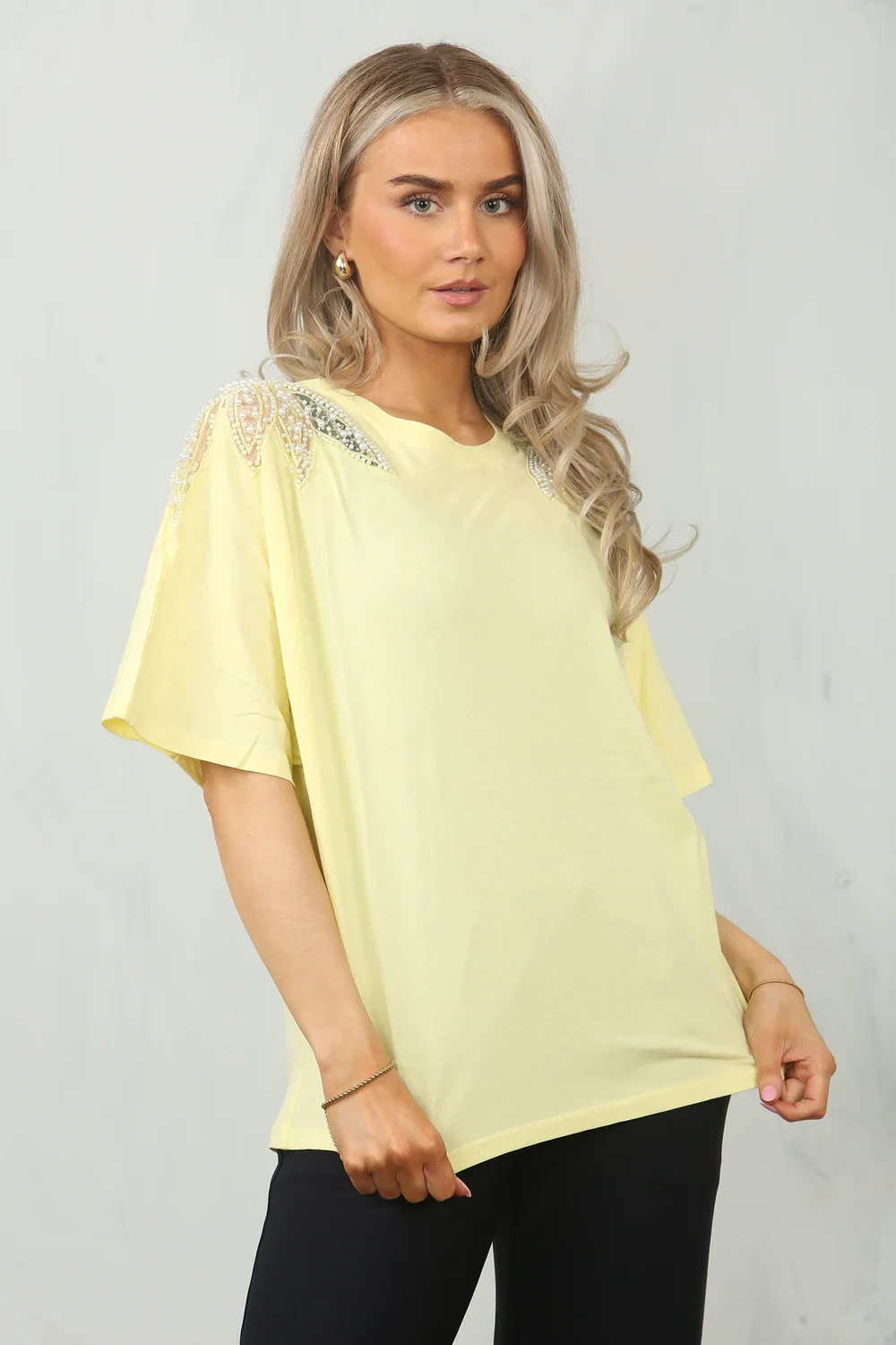 SHOULDER EMBELLISHED T-SHIRT
