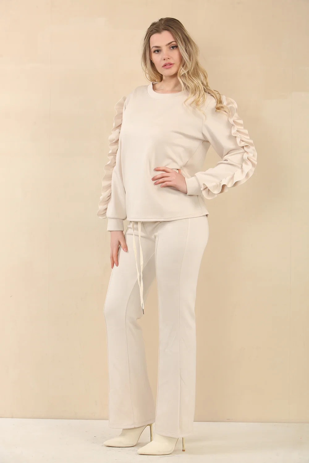FRILL SLEEVE FLARE JOGGER SET