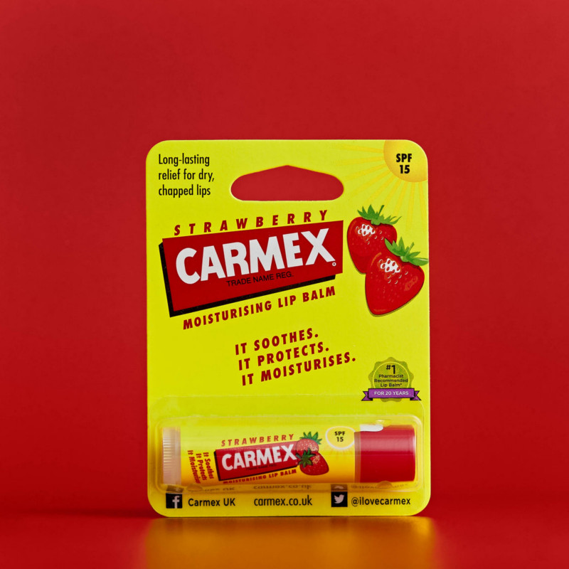 Carmex 15 SPF Soothes and Protects Moisturising Lip Balm Strawberry 4.25g