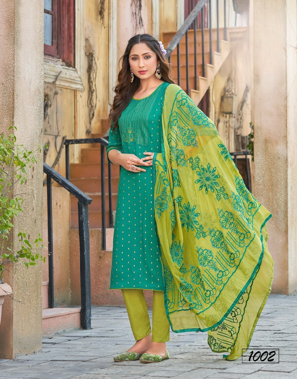 FESTIVE WEAR KURTI WITH BOTTOM DUPATTA - GR