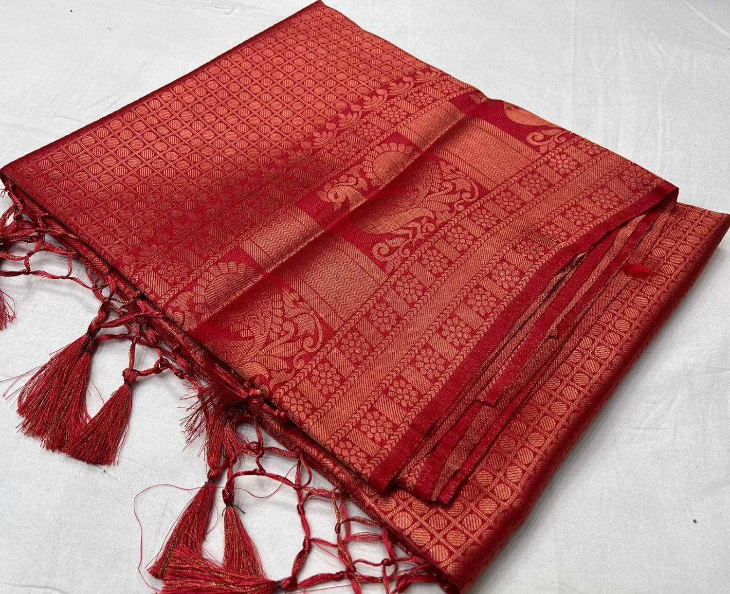 pure superb softy kuberpattu with rich copper silk zari rich deisgn