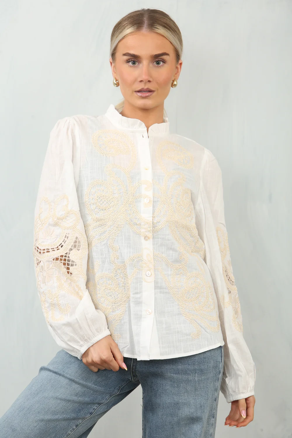 EMBROIDERED PRINT SHIRT - WHITE