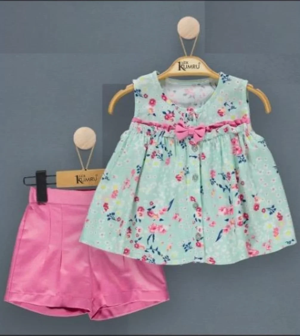 Girls Buttoned Floral Bow Top & Shorts Set (2-5Y)