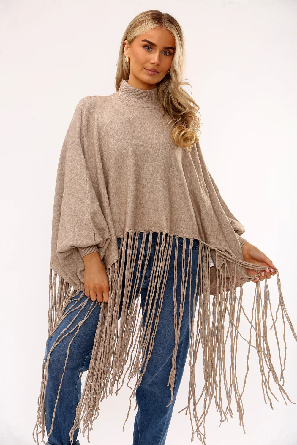TASSEL OVERSIZED JUMPER - TAUPE