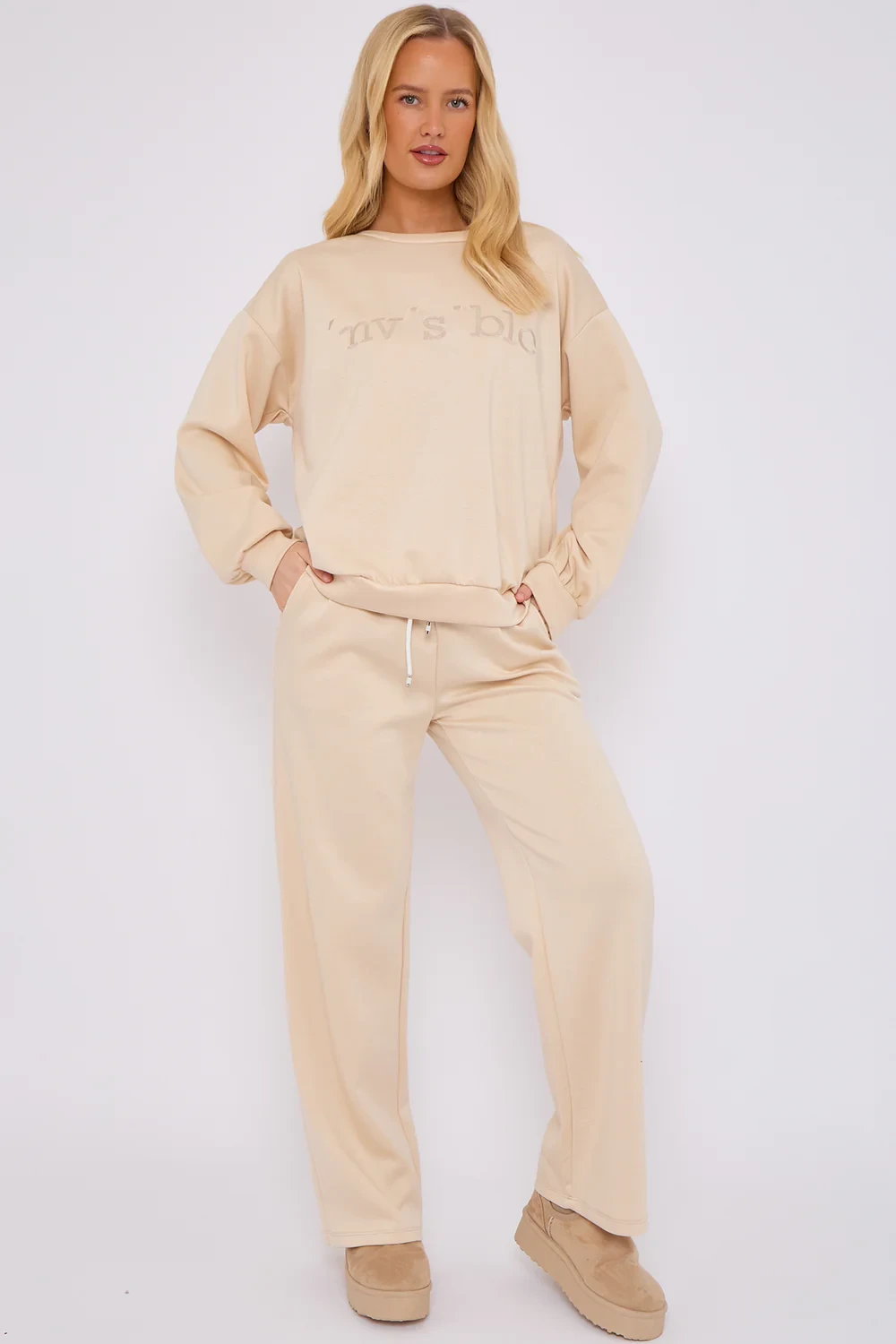 NV'S SLOGAN LOUNGEWEAR